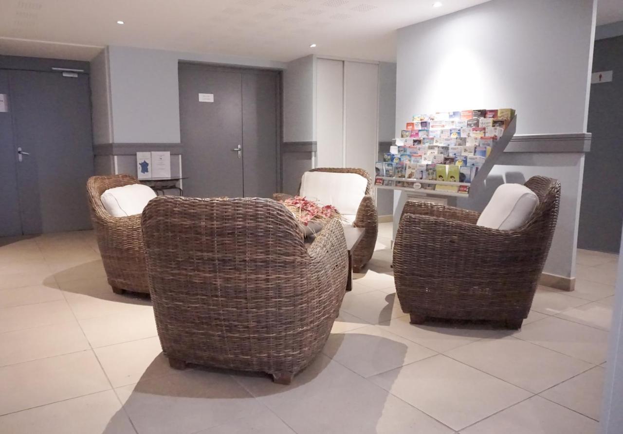 Comfort Aparthotel Six-Fours Six-Fours-les-Plages Bagian luar foto