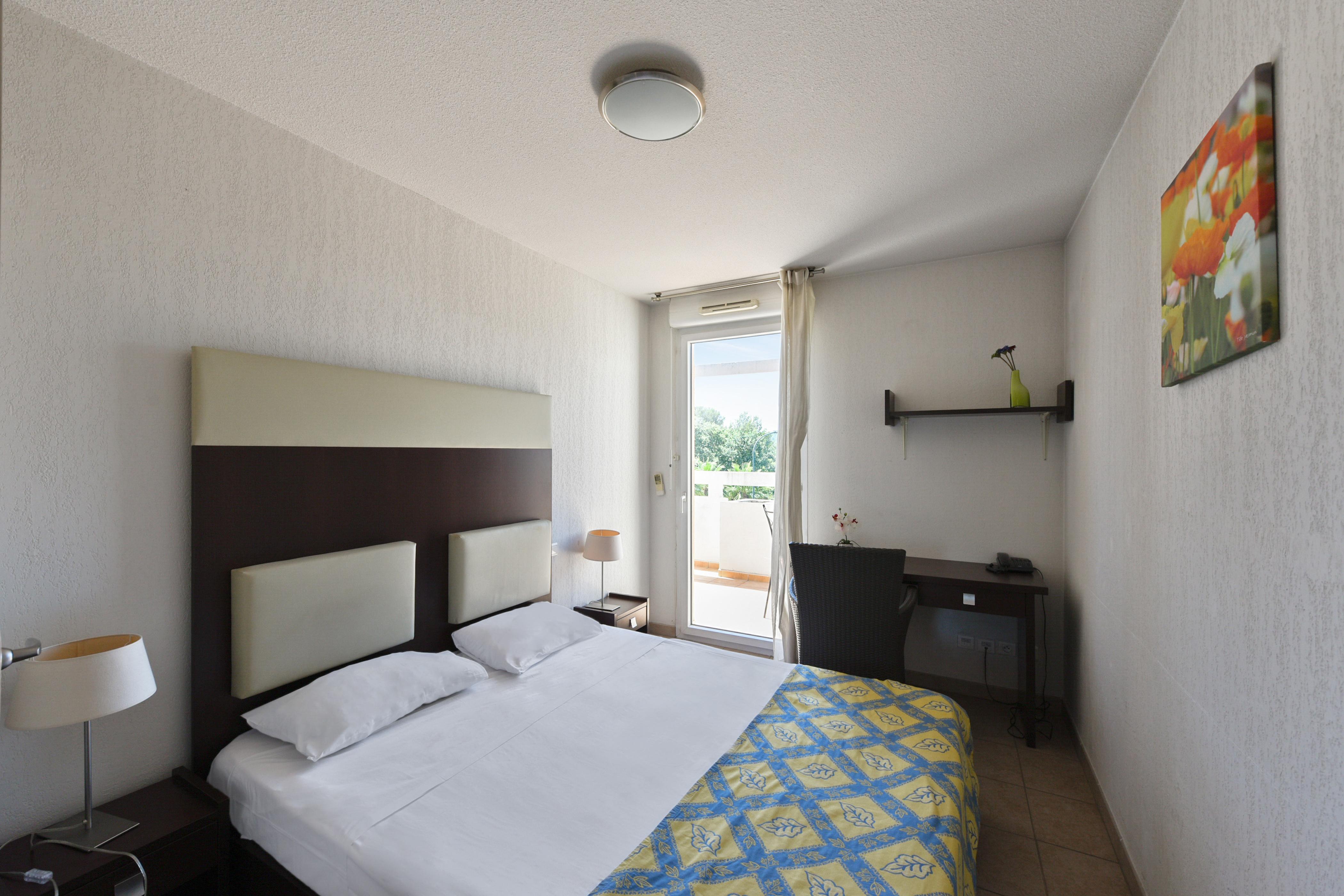 Comfort Aparthotel Six-Fours Six-Fours-les-Plages Bagian luar foto