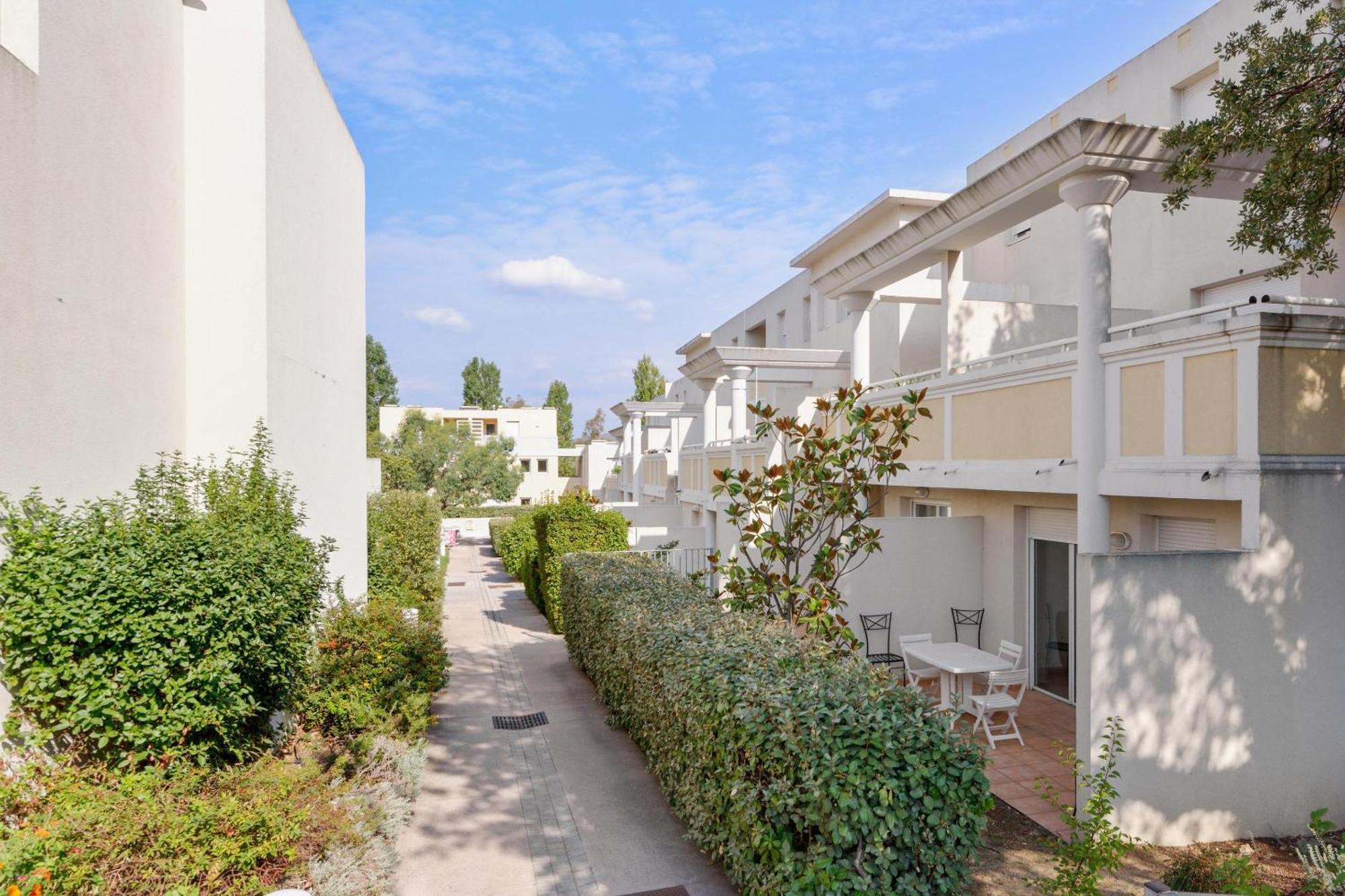 Comfort Aparthotel Six-Fours Six-Fours-les-Plages Bagian luar foto